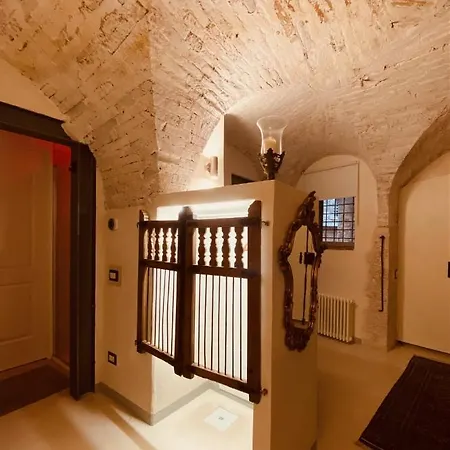 Vermaaten Boutique Suites Ruby Todi Exterior foto